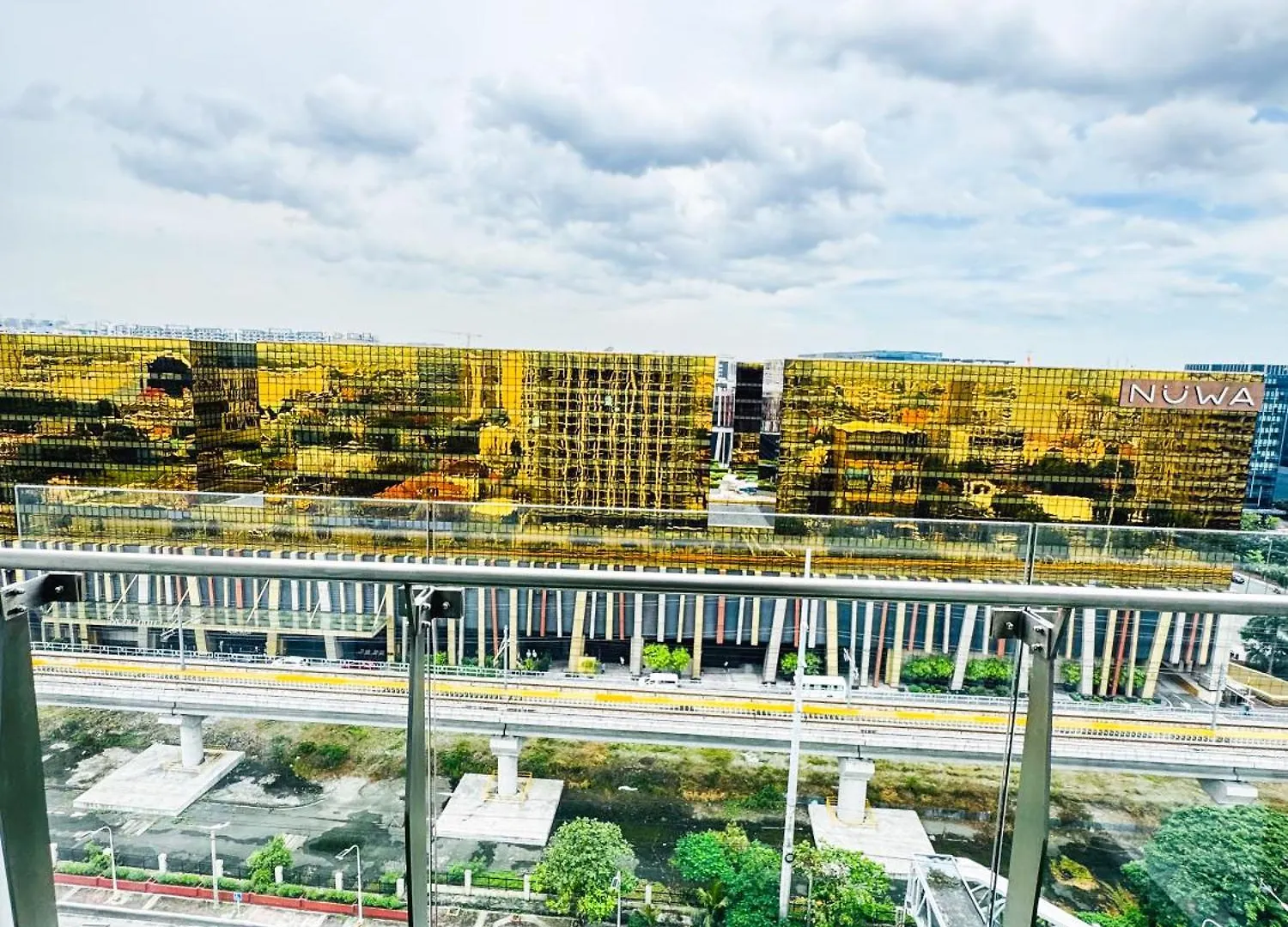 Luxury Penthouse hotel near City of Dreams Airport Okada Solaire Casino0 Manila
