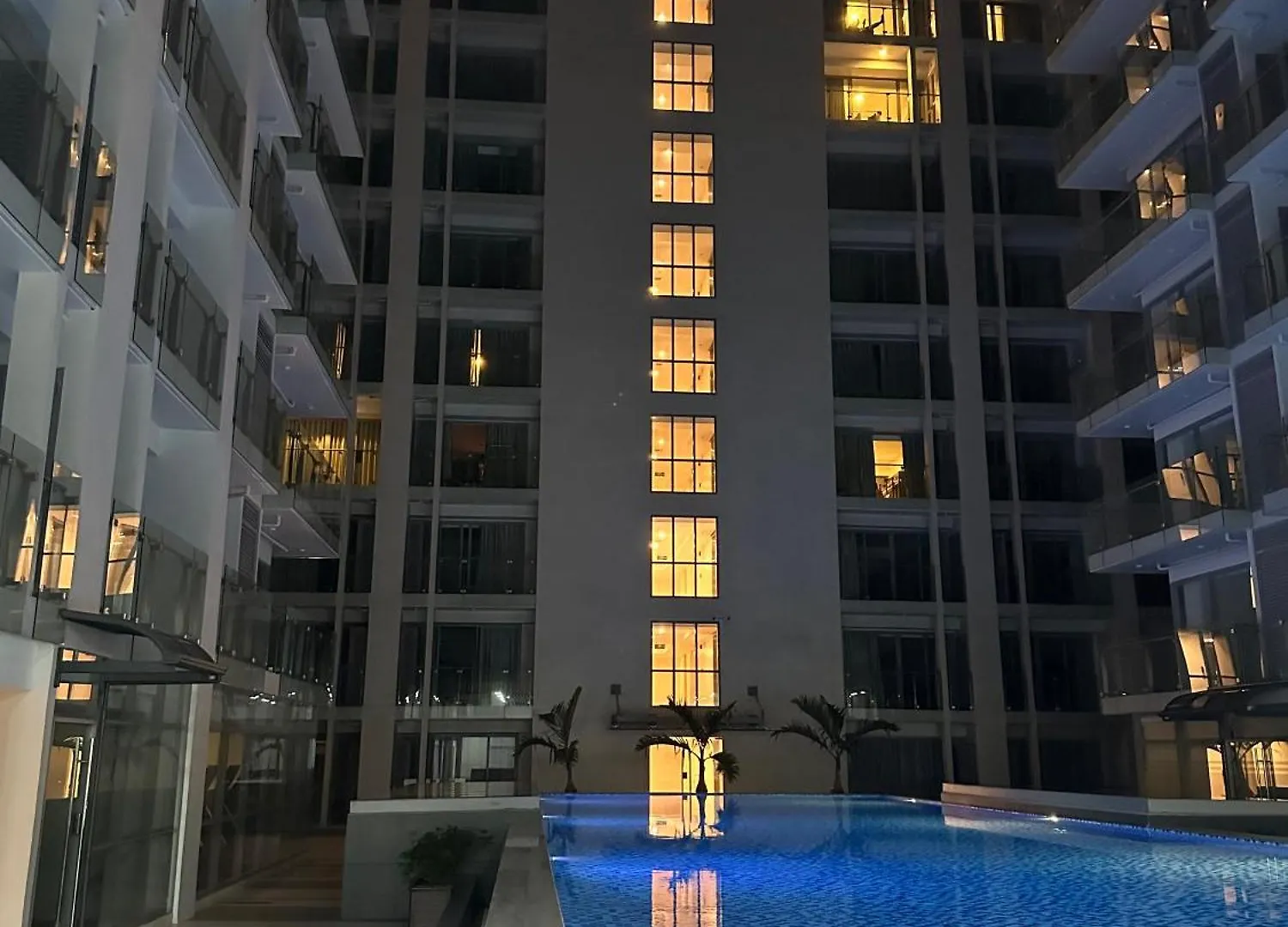 Apartment Luxury Penthouse hotel near City of Dreams Airport Okada Solaire Casino0 Manila