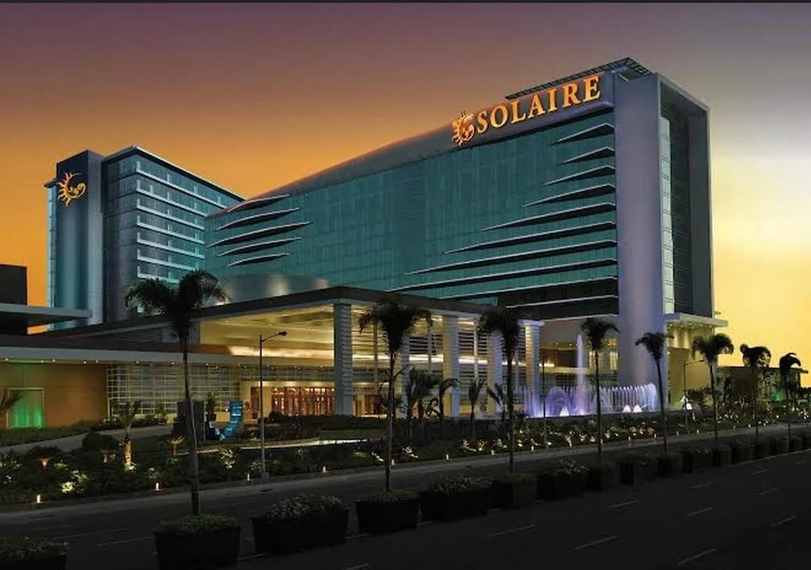 Luxury Penthouse hotel near City of Dreams Airport Okada Solaire Casino0 Manila Philippines
