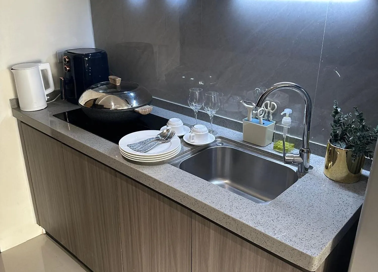 Apartment Luxury Penthouse hotel near City of Dreams Airport Okada Solaire Casino0 Manila